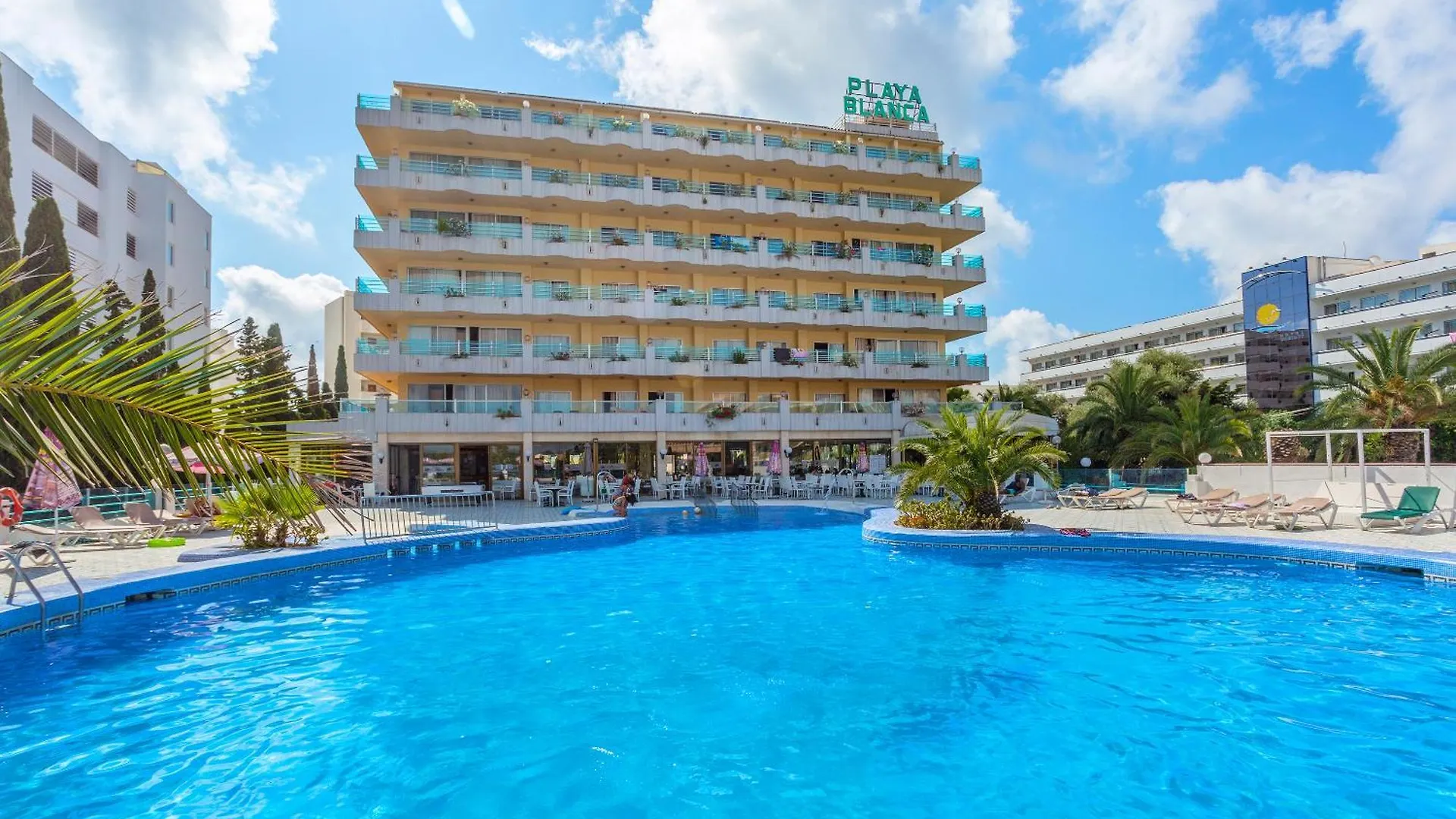 Hotel Bj Playa Blanca Sa Coma