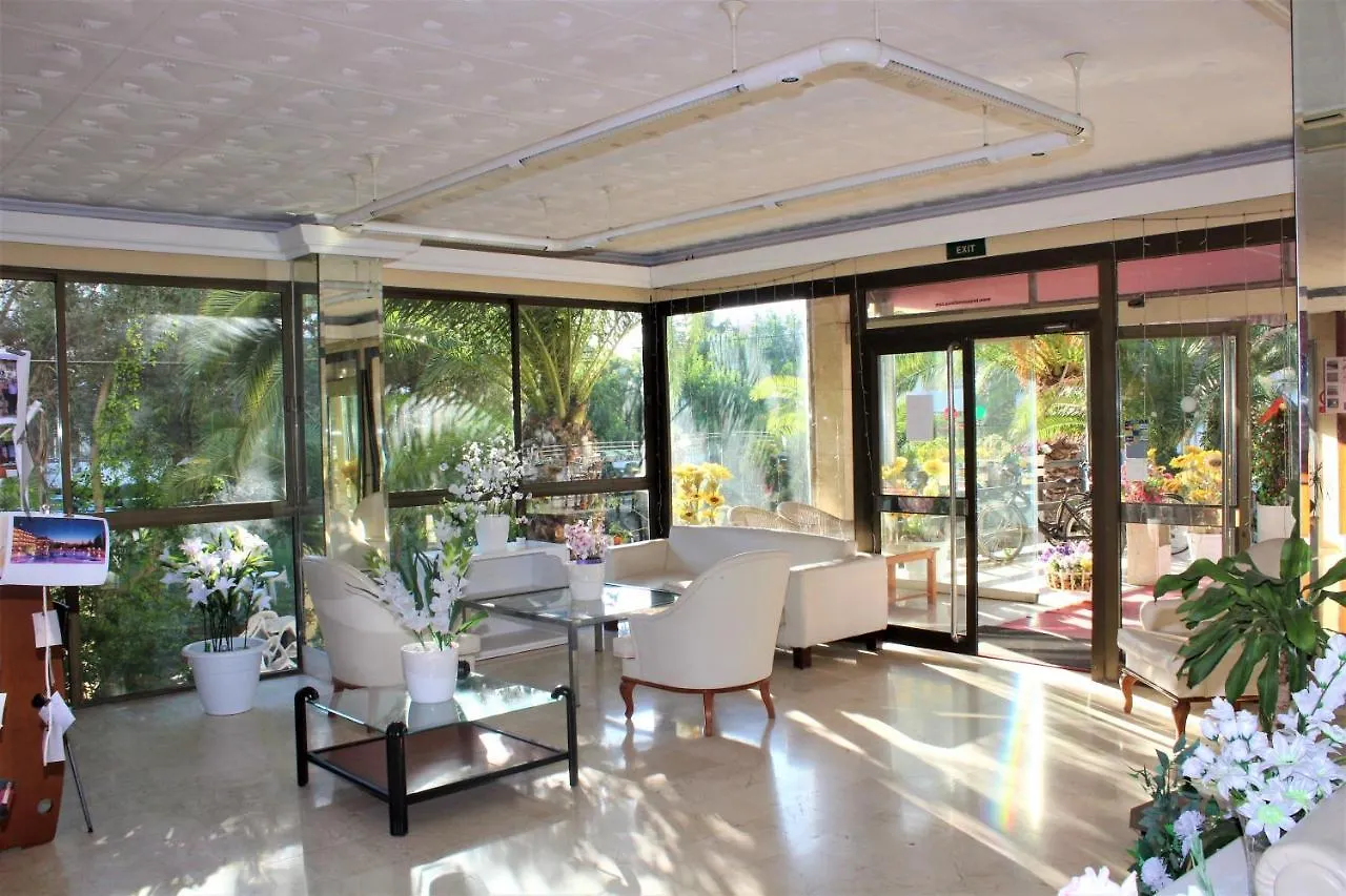 Hotel Bj Playa Blanca Sa Coma